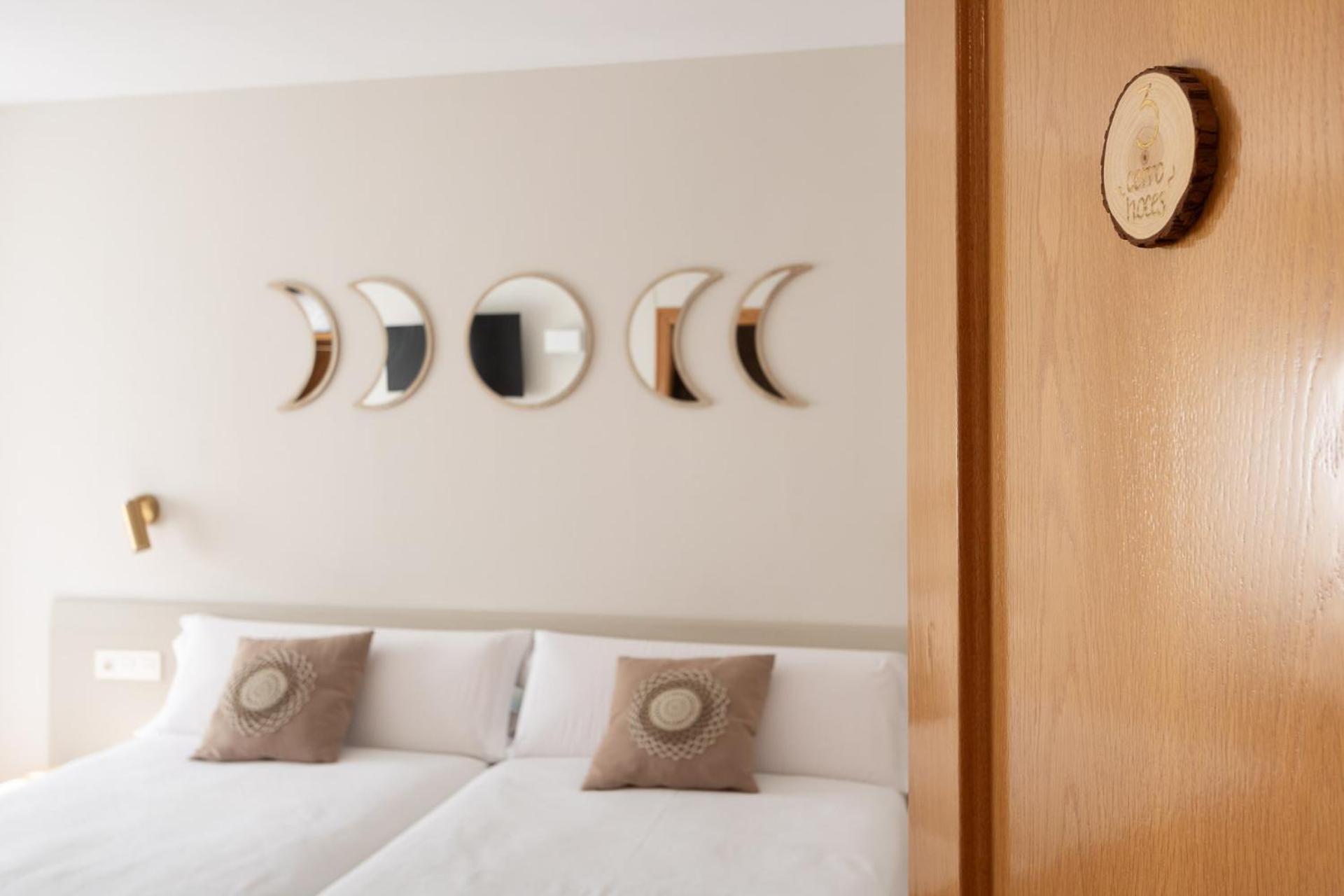 Hostal Lobrega Torrecilla en Cameros Екстер'єр фото