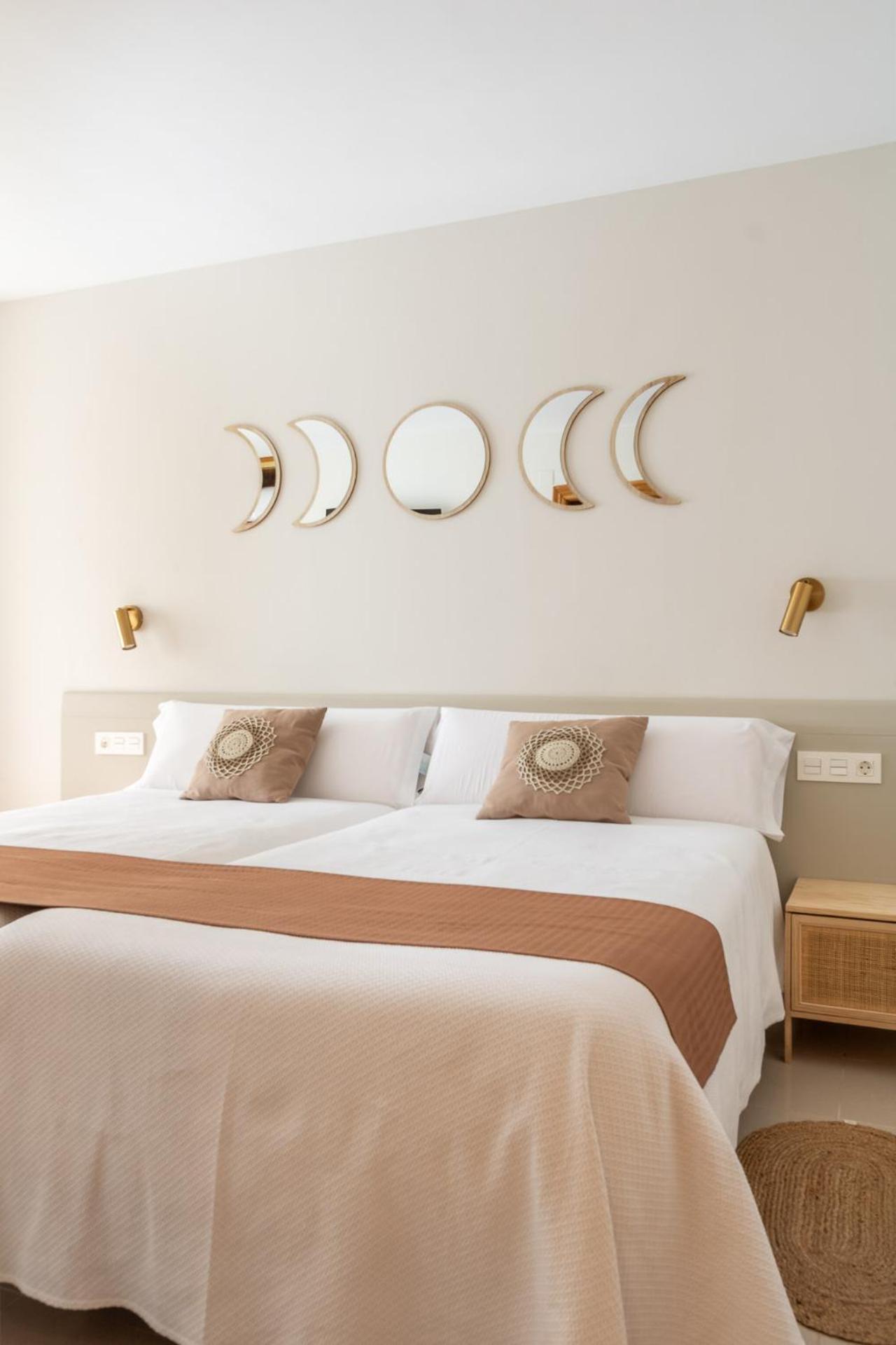 Hostal Lobrega Torrecilla en Cameros Екстер'єр фото